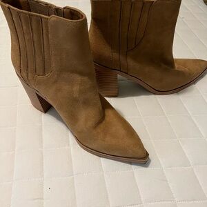 Size 8 1/2 Imily Bella boots